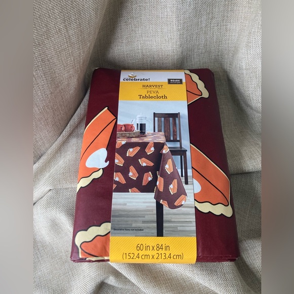 NWT Harvest rectangle Table Cloth Red/Brown 60x84 - Picture 1 of 2